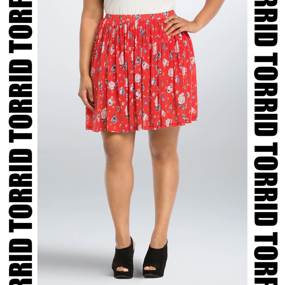 Torrid - Floral Mesh Skater Skirt NWT